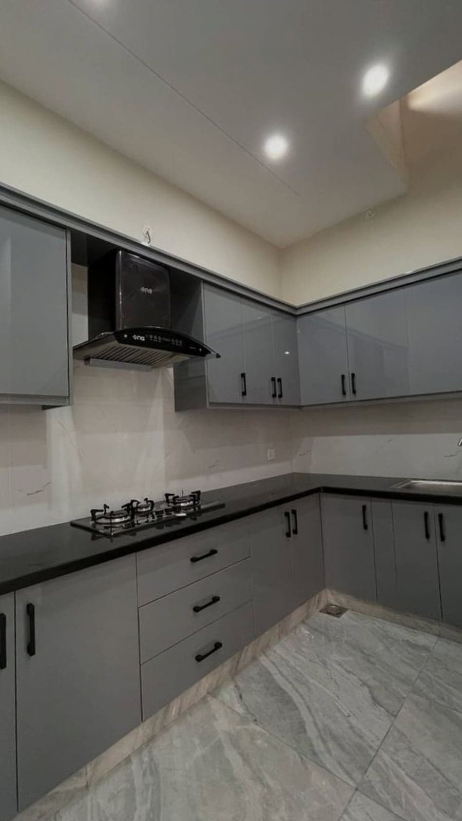 Saleti L-Shape Kitchen